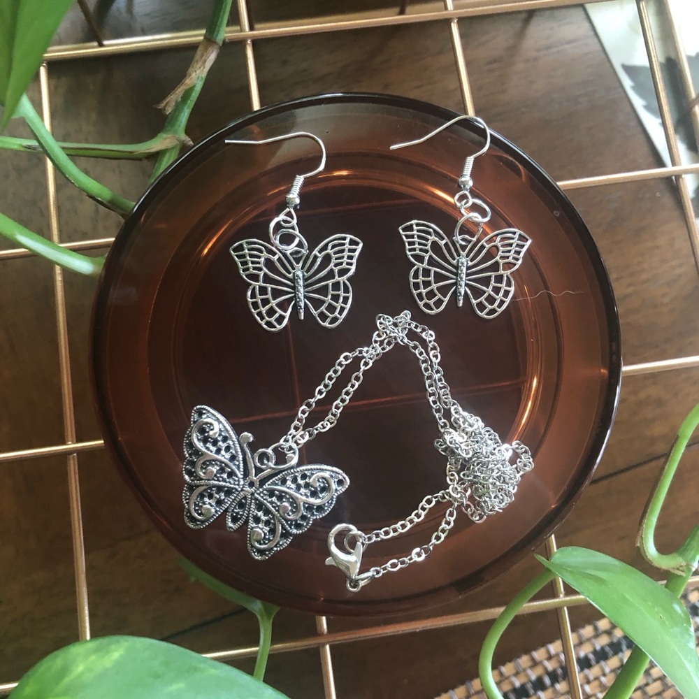 Silver Butterfly Necklace and Earrings Set - Elegant Women's Jewelry